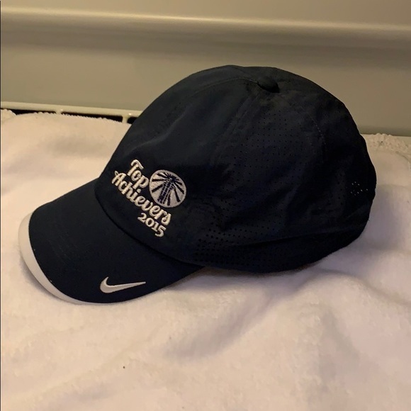Nike Top Achievers 2015 Cap Pre Owned - Picture 1 of 3